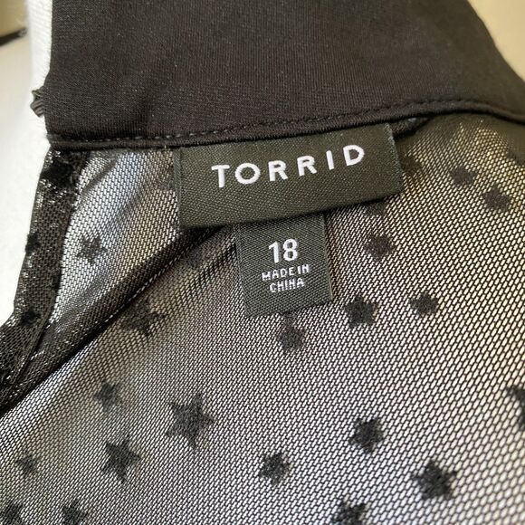 TORRID Black Flocked Star Mock Neck Midi Dress Size 18 - Picture 11 of 12